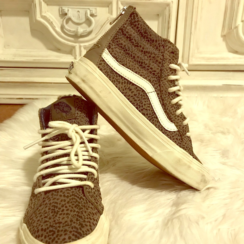 Skinny Sk8 Hi Vans - olive Green with leopard